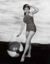 w-beachball.JPG (55506 bytes)